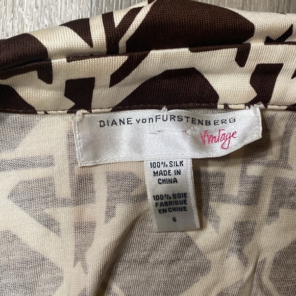 Diane Von Furstenberg Vintage Wrap Dress - Picture 3 of 5